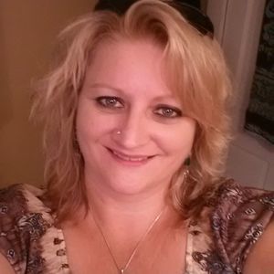 Meet your Posher, Becky